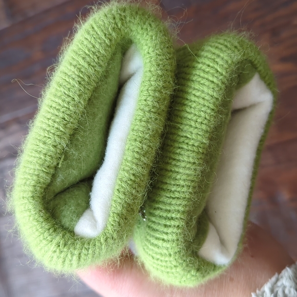 NWOT Artist Made Lime Green Upcycled Sweater and Fleece Mittens - Picture 5 of 9